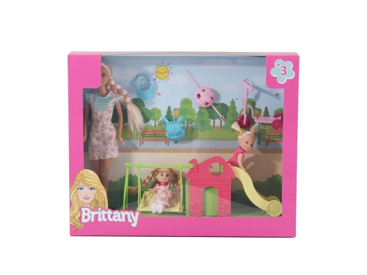 Muñeca Brittany juego en el parque